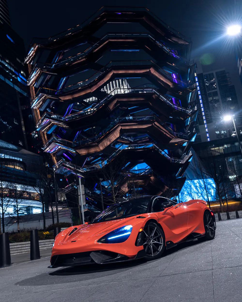 Wallpaper McLaren 765LT 1024x1024