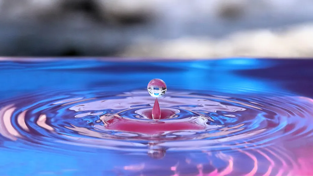 Desktop wallpaper: Drop