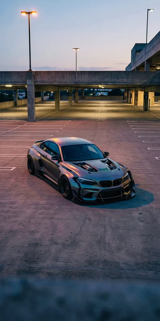 Обои на телефон: Современный спортивный автомобиль