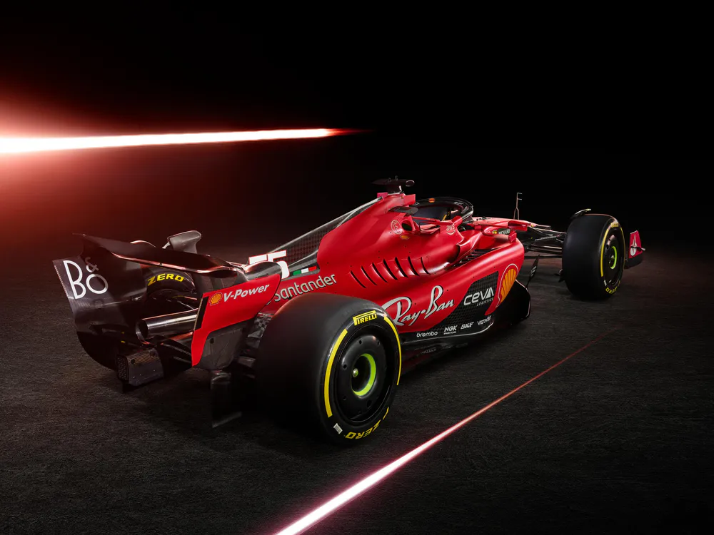Wallpaper Ferrari F1 2732x2048