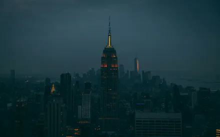 Empire State Building, Манхэттен, Небоскребы, Вечерние огни, Туман, Силуэты, Река, Архитектура