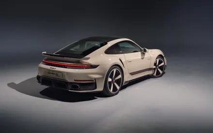 Porsche, 911 Turbo S, Спортивный автомобиль, Купе, Роскошный автомобиль, Белый автомобиль, Автомобильная фотография, Задний ракурс