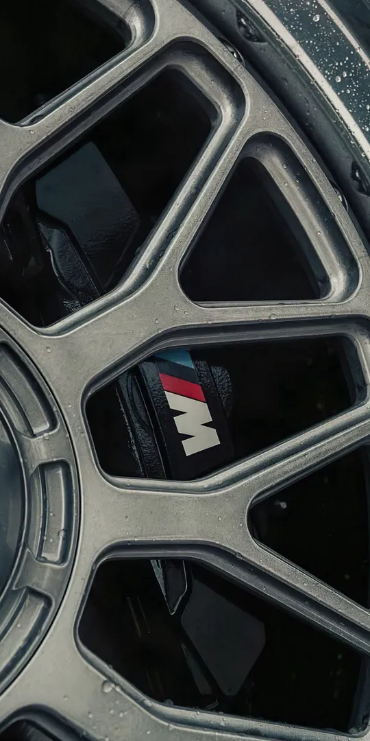 Обои на телефон: М Пауэр