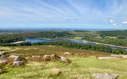 Морленд, Озеро