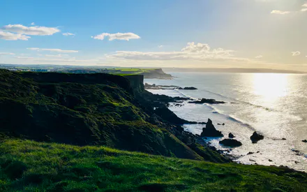 Рокки, Побережье