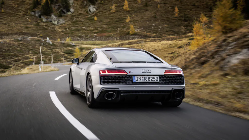 Desktop wallpaper: Audi R8