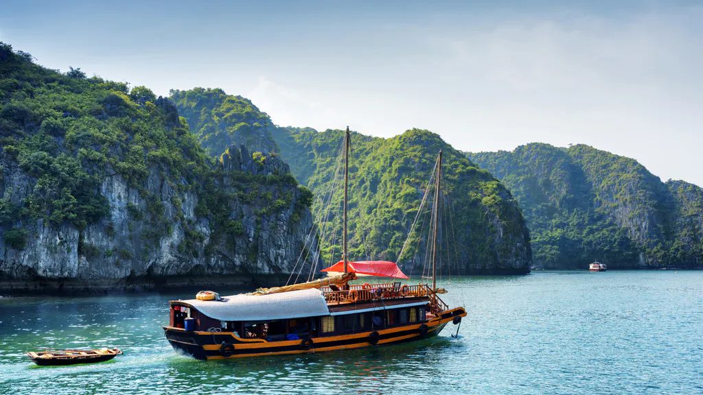 Desktop wallpaper: Yacht