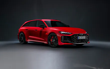 Audi, Audi Rs5, Audi Rs5 Avant, Audi Sport, Автомобіль, Спортивний автомобіль, Червона машина, Универсал, Німецький автомобіль, Преміум авто, Швидкий автомобіль, Сучасний автомобіль, Авто, Автомобільний дизайн, Потужний автомобіль, Люксовий автомобіль