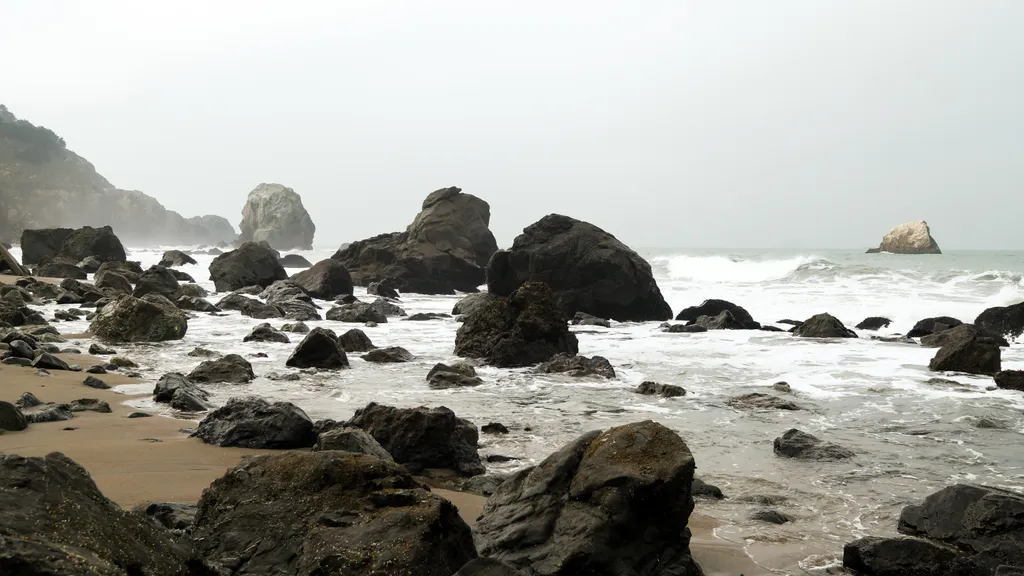 Desktop wallpaper: Shore