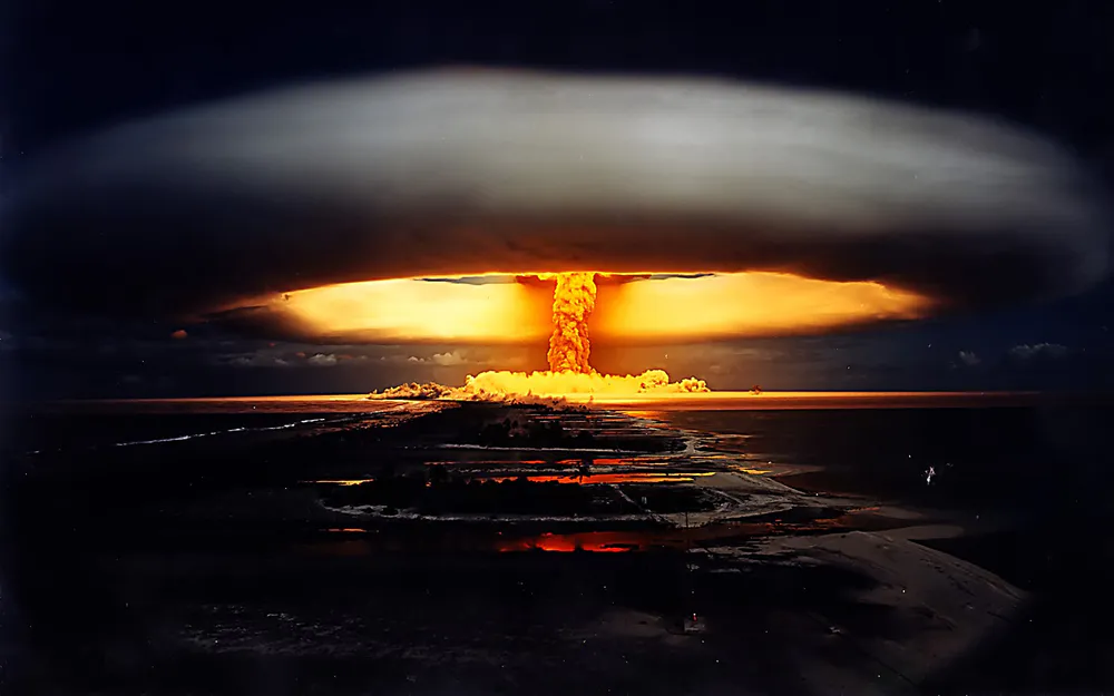 Wallpaper Nuke 1024x1024