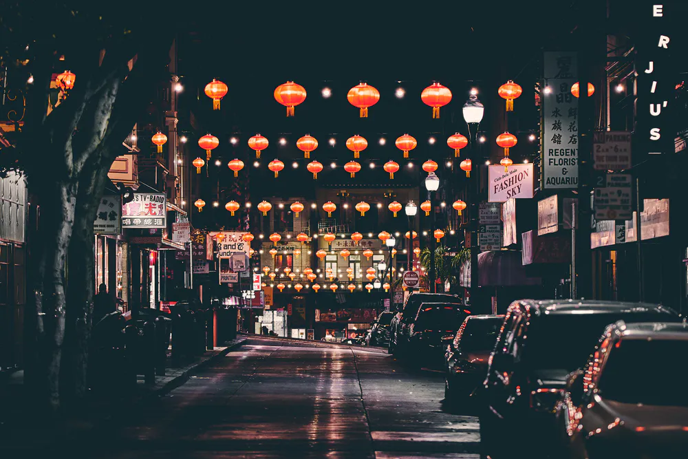 Wallpaper Chinatown in the Night 1170x2532