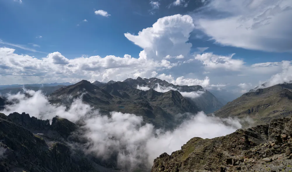 Wallpaper France 2048x1152