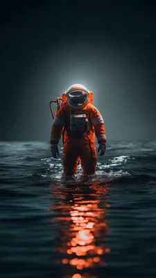 Астронавт, Скафандр, Океан, Відображення, Помаранчевий, Нічне небо, Самотність, Реалістичне світло, AI Art