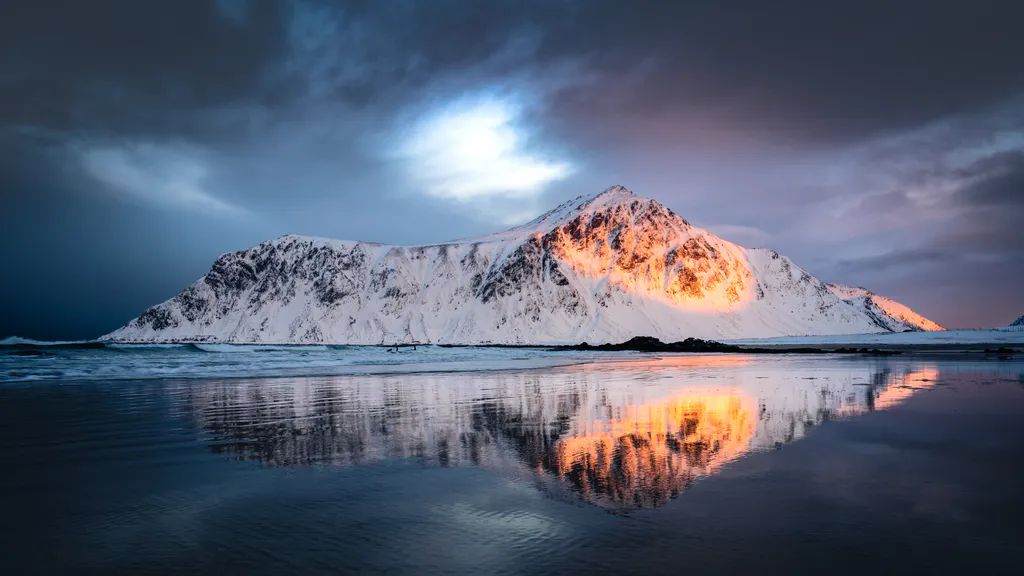 Шпалери для робочого столу: Крижане віддзеркалення
