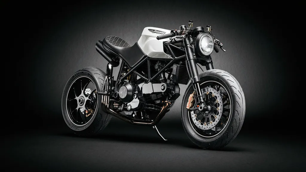Обои на рабочий стол: Ducati Custom Café Fighter
