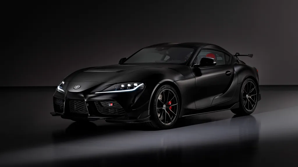 Обои на рабочий стол: Тойота ГР Супра