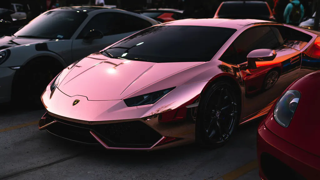 Обои на рабочий стол: Lamborghini Aventador