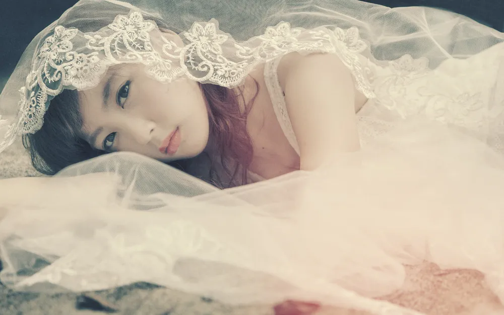 Обои Девушка 1280x1024