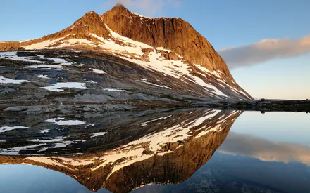 Mountains, Lake, Reflection, Mirror Water, Rocks, Snow, Landscape, Nature, Dawn, Sunset, Sun, Golden Hour, Sky, Clouds, Calm, Clear Water, Travel, Mountain Lake