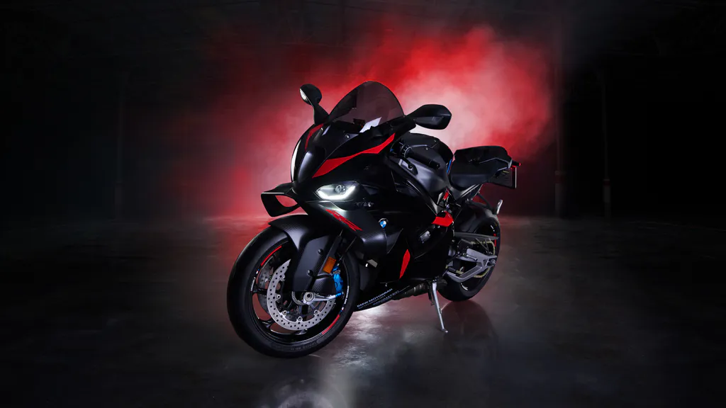Обои на рабочий стол: BMW M 1000 RR M2
