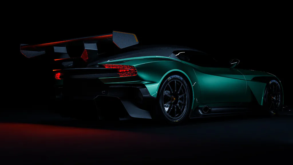 Обои на рабочий стол: Aston Martin Vulcan