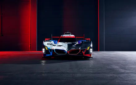 BMW, M Hybrid V8, Le Mans, Racing Car, Sports Car, Hypercar, Garage, Night, Neon, Red Light, Speed, Motorsport, BMW Motorsport, Power, 8K