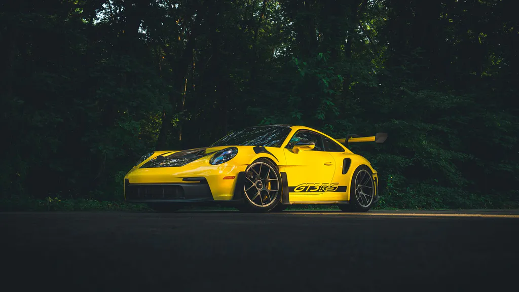 Обои на рабочий стол: Porsche 911 GT3 RS