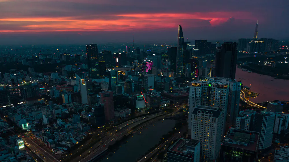 Обои Ночной город 1024x576