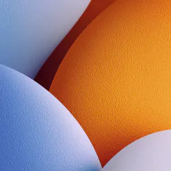 Синя абстрактна скульптура