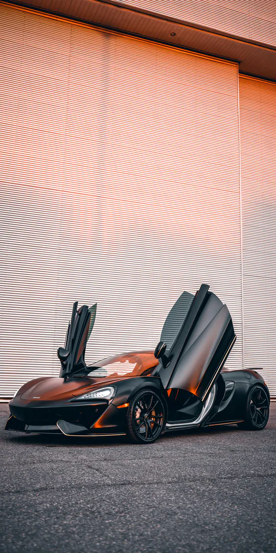 Шпалери на телефон: Чорний Макларен Спорт