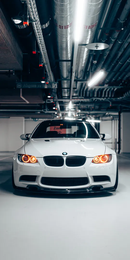 Шпалери на телефон: Білий BMW М3