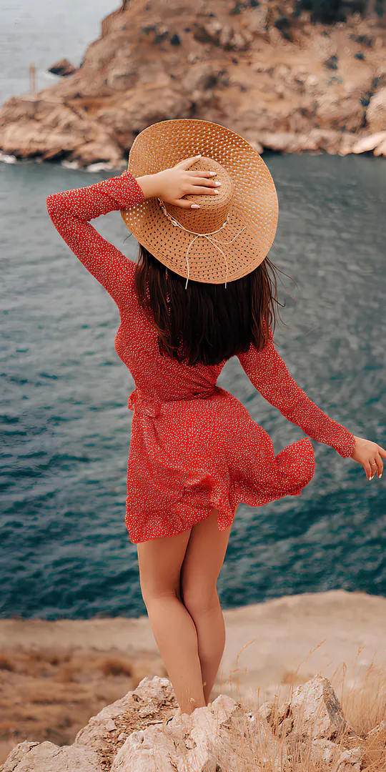 Phone wallpaper: Girl near the sea