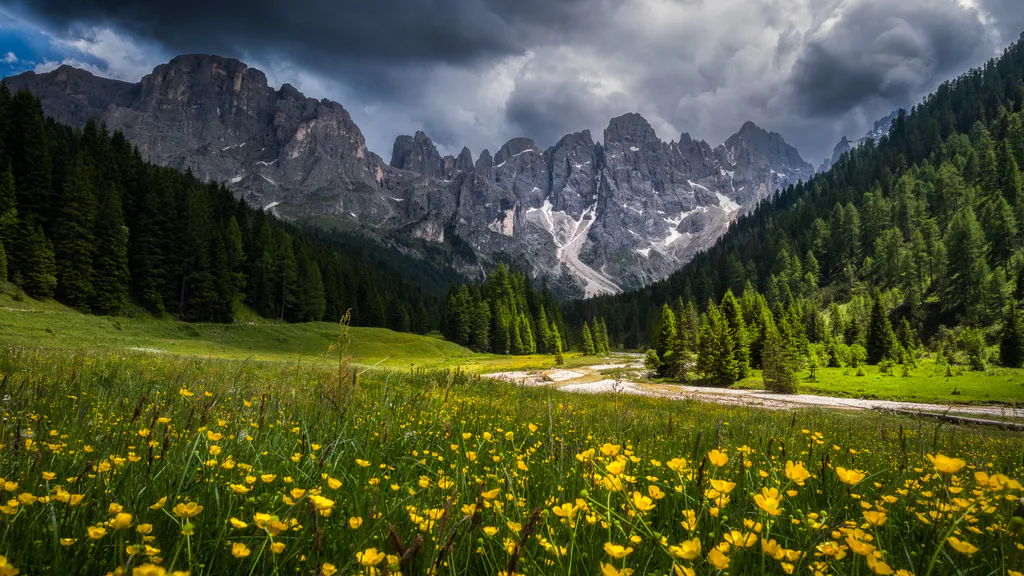 Desktop wallpaper: Mountain landscape