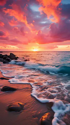 Пляж, Хвилі, Каміння, Піна, Хмари, Сонце, Яскраві кольори, Піщаний берег