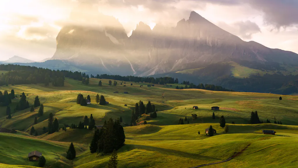 Desktop wallpaper: Mountain landscape