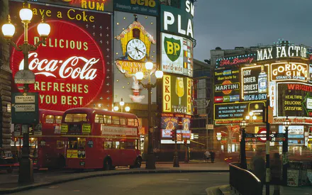 Кока-кола, Двоповерховий автобус, Неонові білборди, Лондон, Ретро-реклама, Вуличні ліхтарі, Вечірній рух, Вінтаж