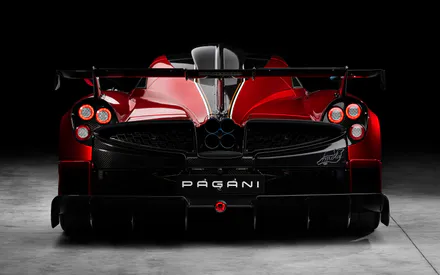 Спортивный, Гиперкар, Задний вид, Карбоновые детали, Диффузор, Задние огни, Большой спойлер, Amoled